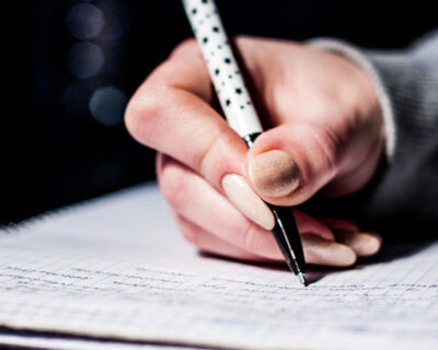 pen-writing-notes-studying