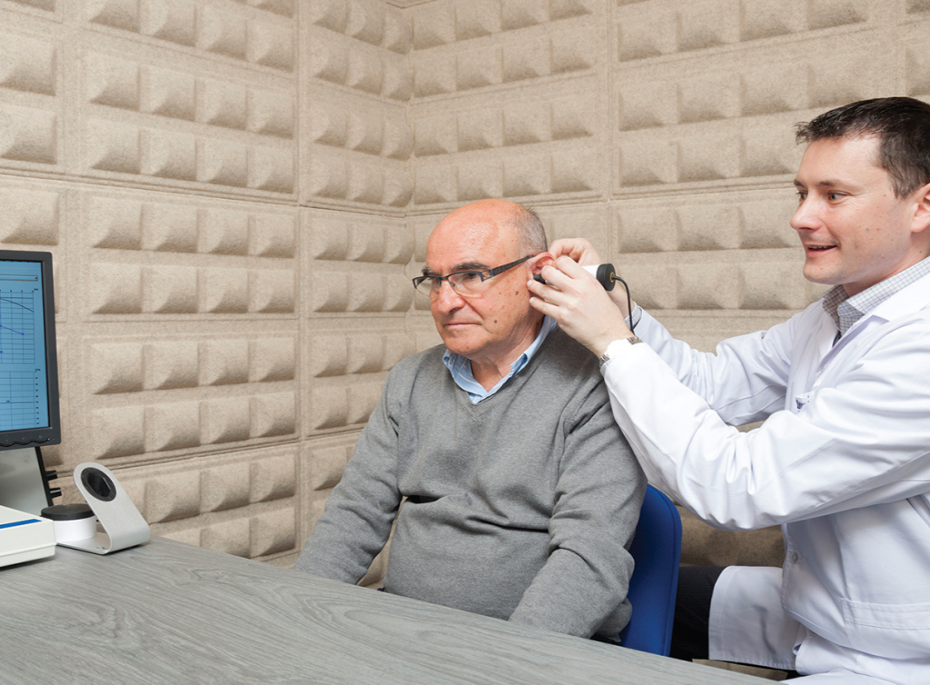 Hearing Louder is Not Hearing Better